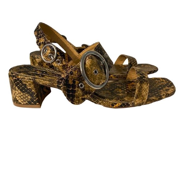 Topshop Sz 8.5 Tan NWT Snake Dakota Block 2” Heel Large Buckle Sandals - Picture 2 of 12